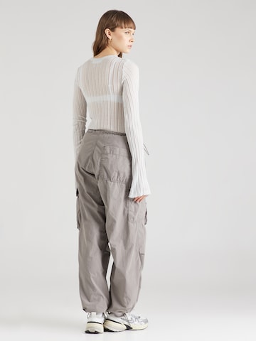 Effilé Pantalon cargo BDG Urban Outfitters en gris