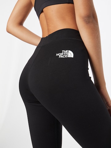 THE NORTH FACE Skinny Legíny - Čierna