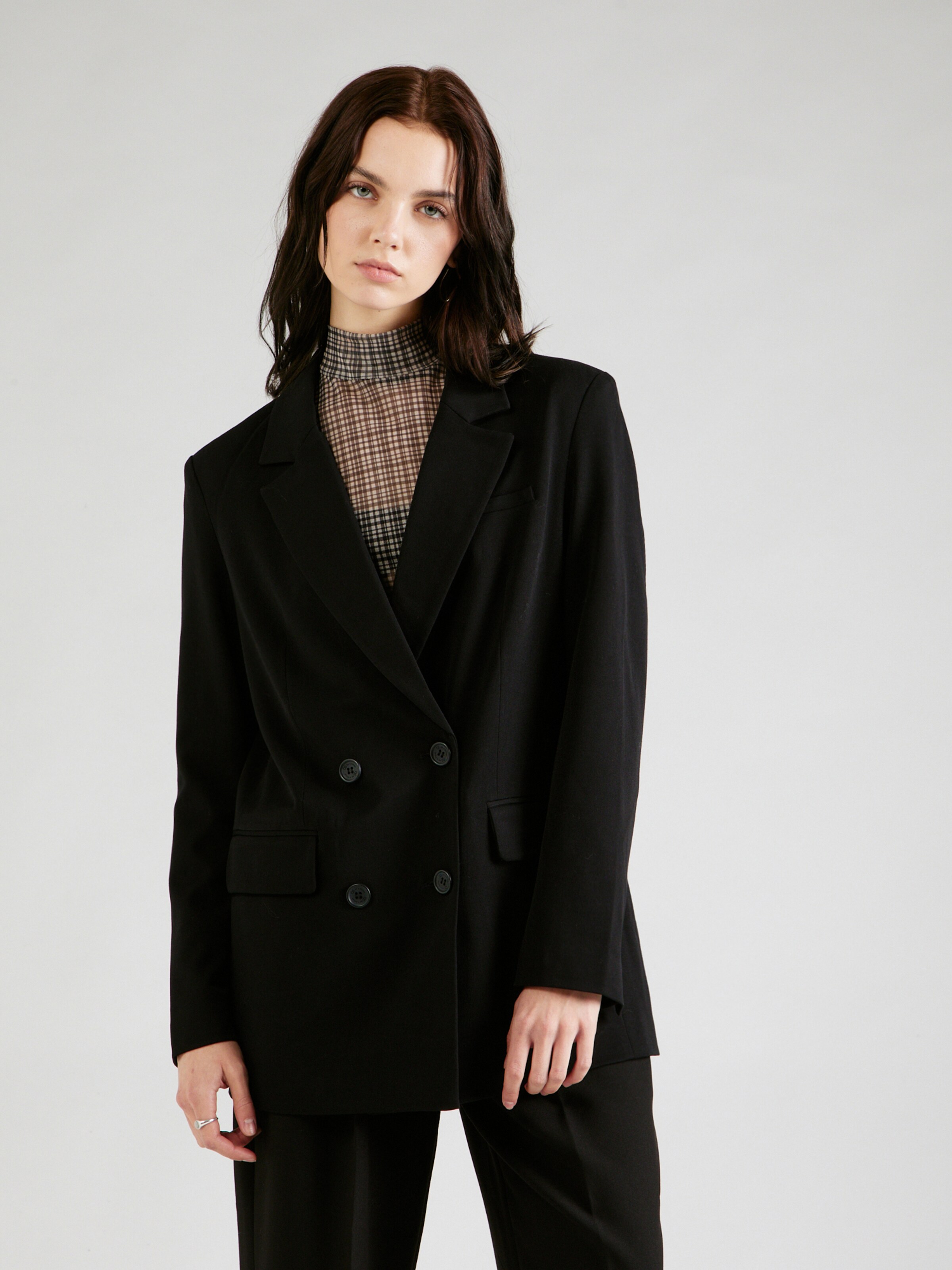QS Blazer in Black ABOUT YOU
