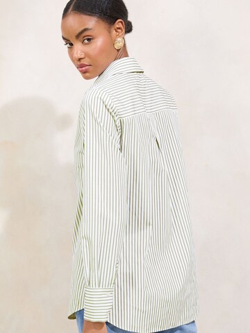 Lipsy - Blusa em verde