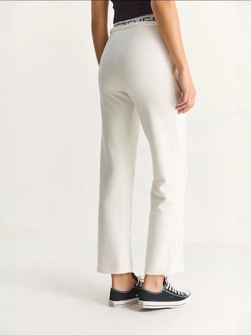 Bianco Lucci Bootcut Hose in Weiß
