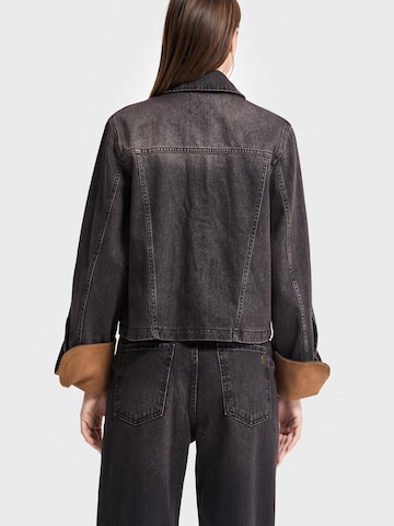 IT'S BASIC Tussenjas 'Straight Denim Jacket' in Bruin