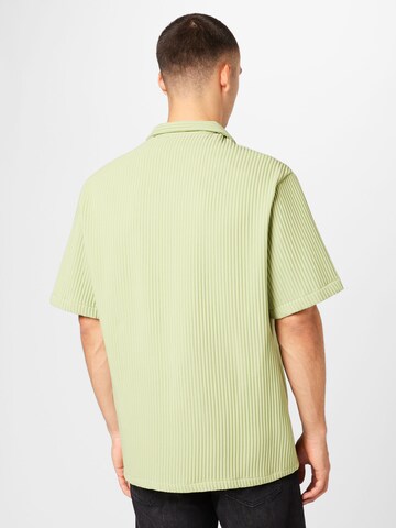 TOPMAN Классический крой Рубашка в Зеленый