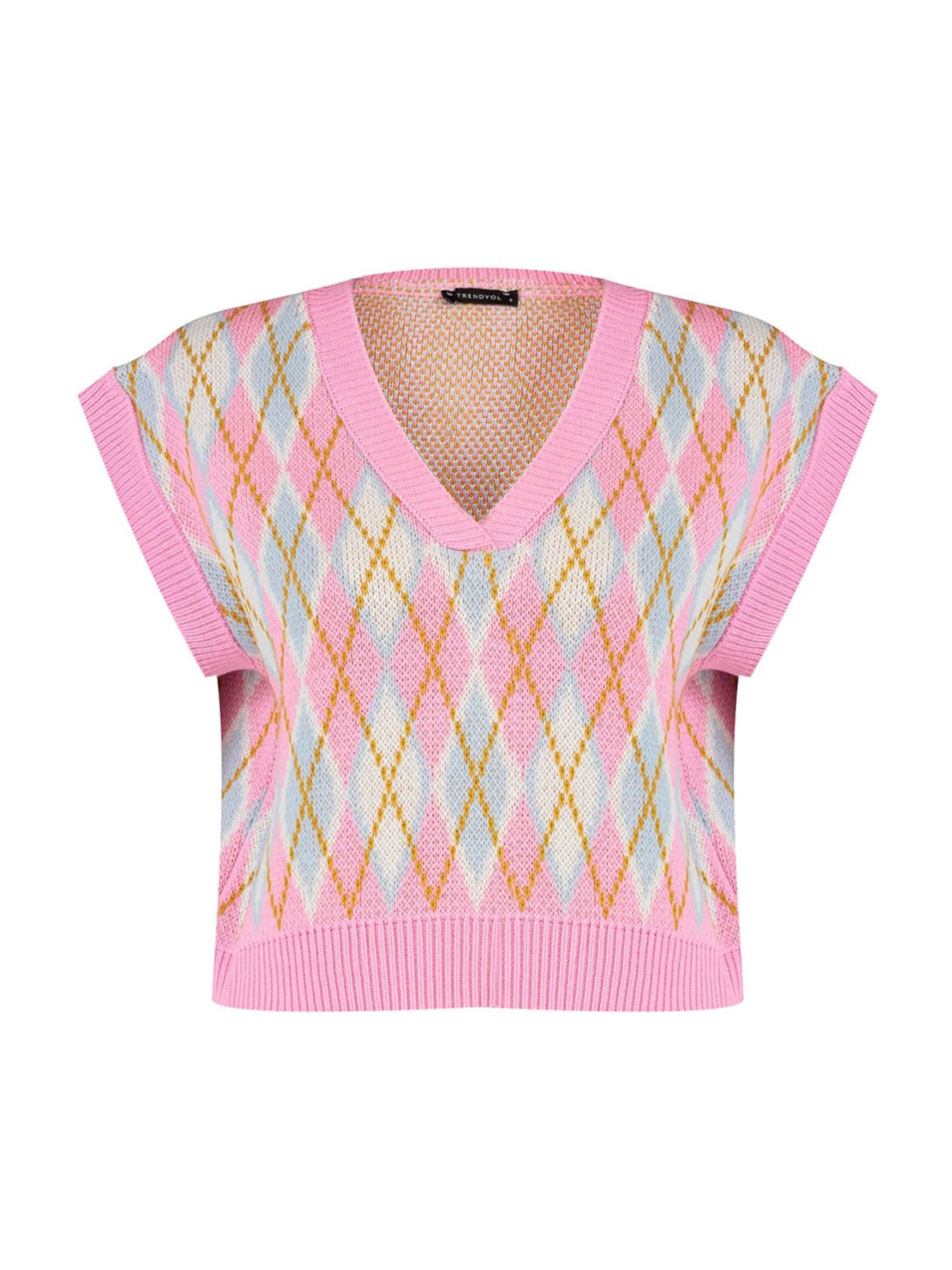 Trendyol Свитер в Ярко-розовый: спереди