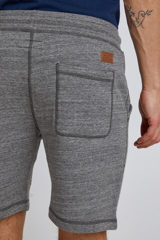 !Solid Regular Pants 'Aris' in Grey