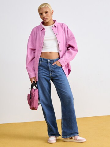 Jordan Кроссовки на платформе 'AIR JORDAN 1' в Ярко-розовый: спереди