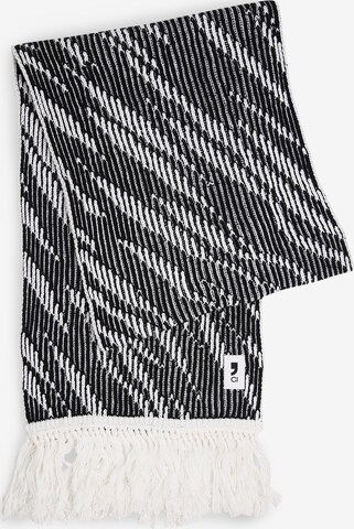 comma casual identity Scarf in Black