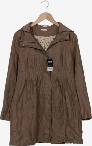 Yerse Jacket & Coat in M in Brown: front