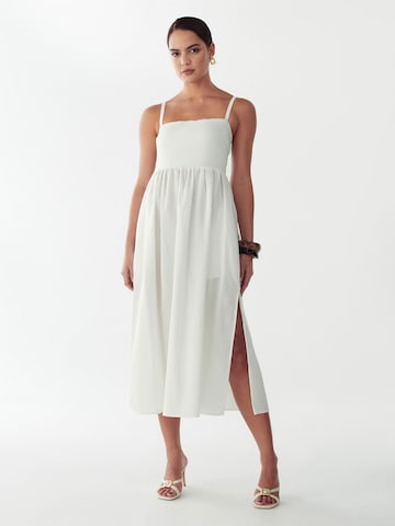St MRLO Dress 'Lanah' in White: front