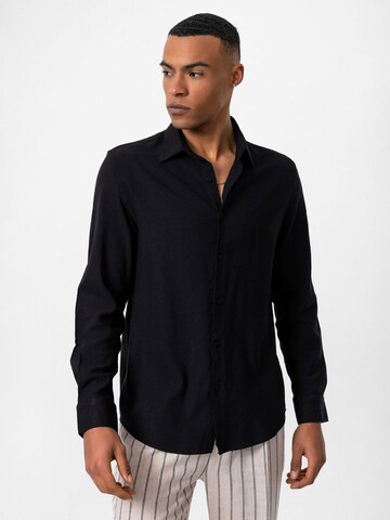 Antioch Regular fit Button Up Shirt in Black: front