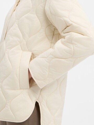 s.Oliver Jacke in Beige