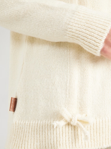 Pull-over 'DalilaAK' Alife and Kickin en beige