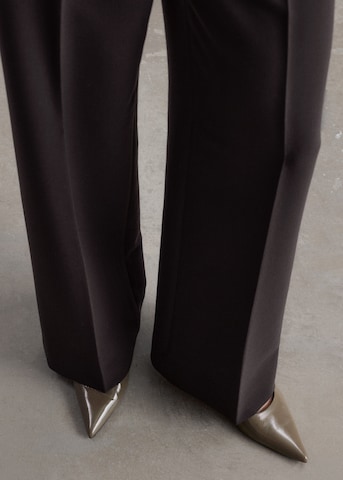 & Other Stories - Pierna ancha Pantalón de pinzas en marrón