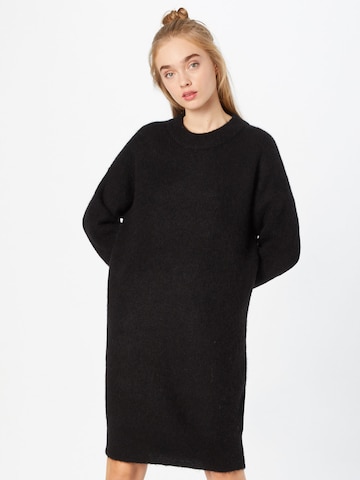SELECTED FEMME Knitted dress 'KHLOE' in Black: front