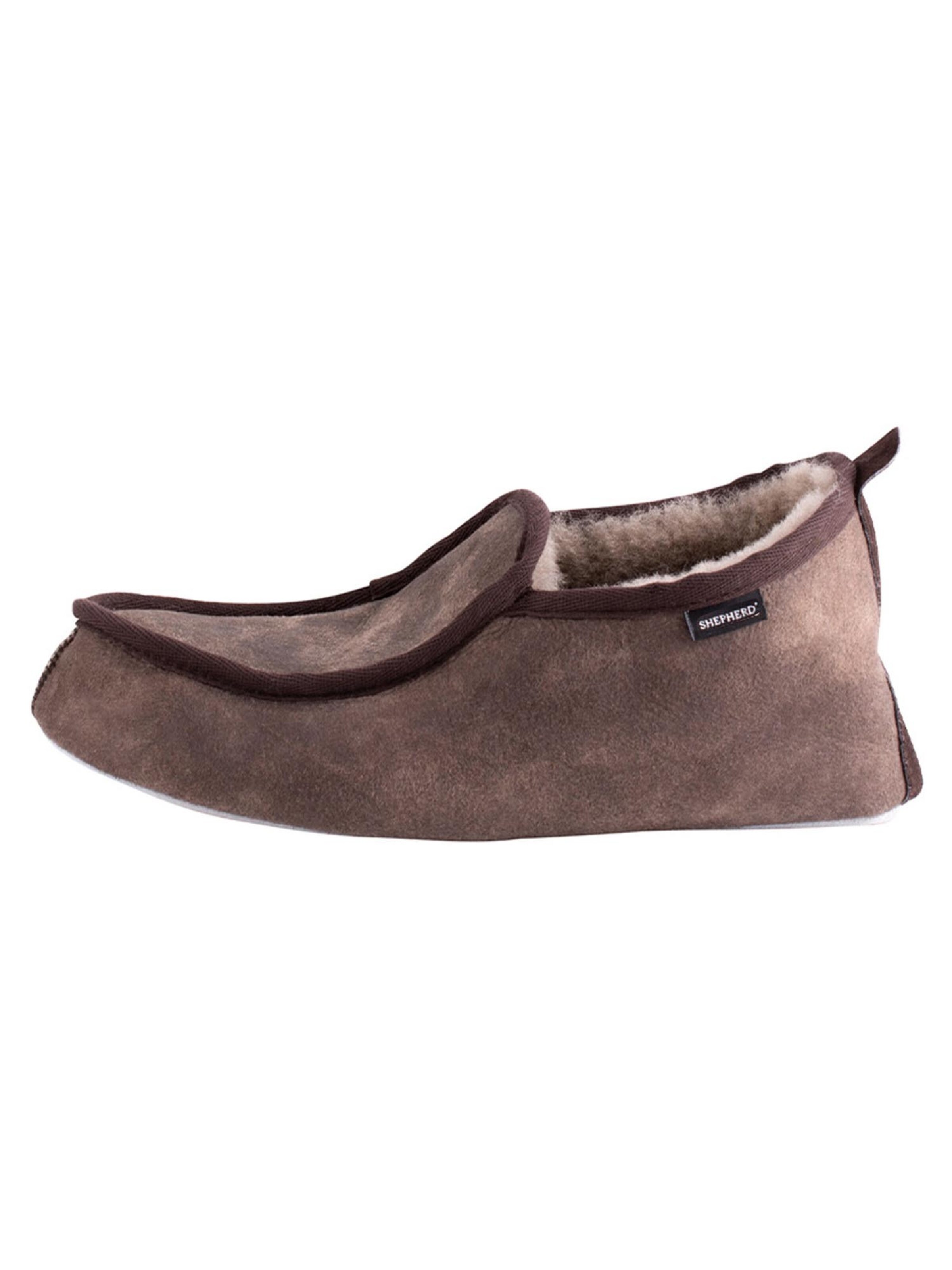 SHEPHERD Slippers 'Malte' in Brown: front