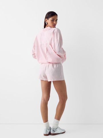 Bershka Regular Shorts in Pink