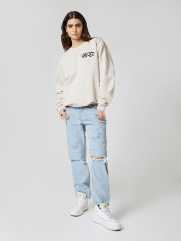 About You x Nils Kuesel Sweatshirt 'Enzo' in White