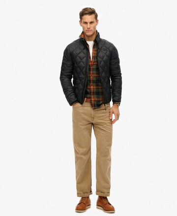Veste mi-saison 'Fuji Lite' Superdry en noir