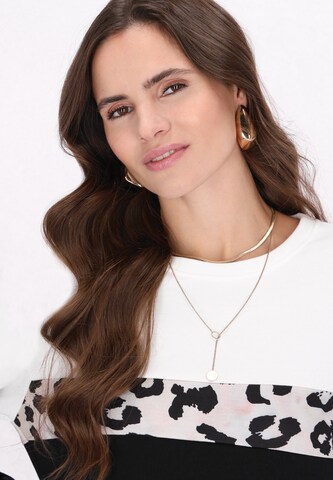 faina Sweatshirt in Black