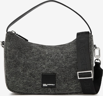 KARL LAGERFELD JEANS Olkalaukku värissä musta: etupuoli