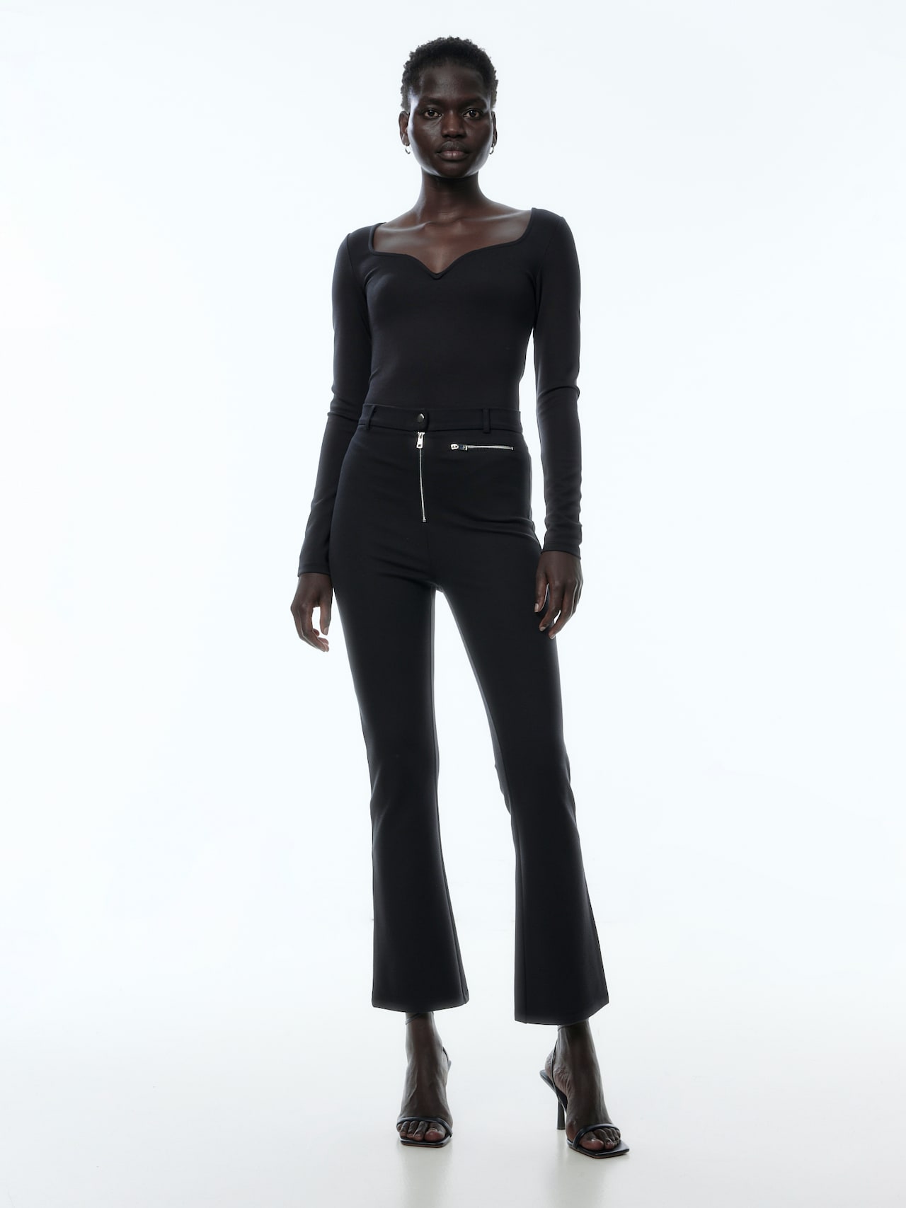 EDITED Produkte Shirt 'Amrei' schwarz