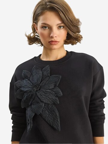 Bianco Lucci - Sweatshirt em preto