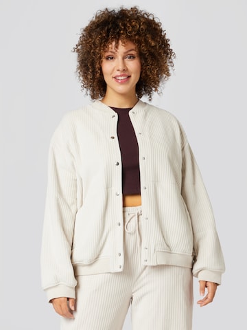 A LOT LESS Between-season jacket 'Birka' in White: front