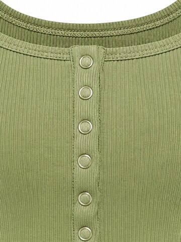 Haut Ethiquet en vert