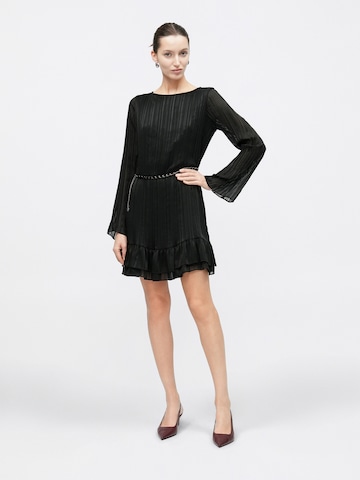 GUESS Mekko 'Ilenia' värissä musta