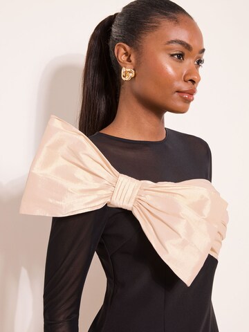 Lipsy Kleid in Schwarz