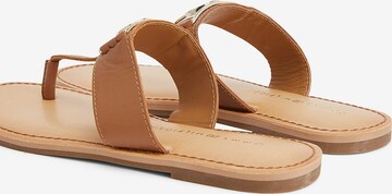 TOMMY HILFIGER T-Bar Sandals in Brown