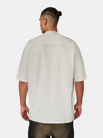 Maglietta 'BIT-CRUSH T-shirt - T17202' di Made By Society in bianco