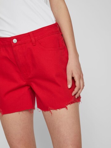 VILA Regular Jeans in Rood