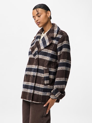 ruda PIECES Demisezoninė striukė 'PCMARBLE'