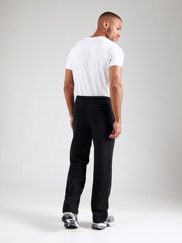 Nike Sportswearregular Hlače 'CLUB' - crna boja