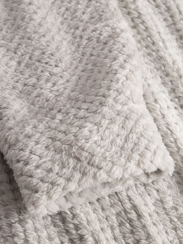 Momenti Per Me - Albornoz largo 'Lauren' en gris