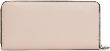 Calvin Klein Jeans Wallet in Pink