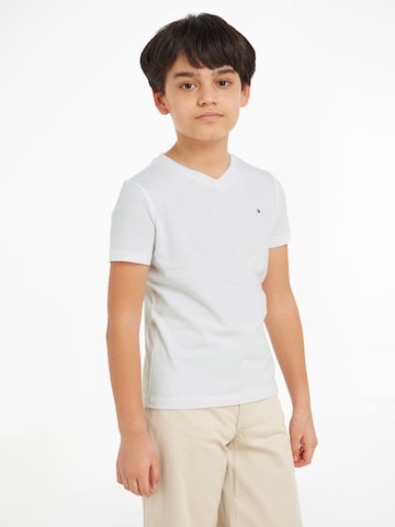 T-Shirt TOMMY HILFIGER en blanc : devant