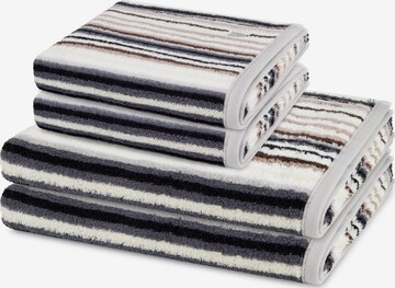 ROSS Towel 'Vita' in Brown: front