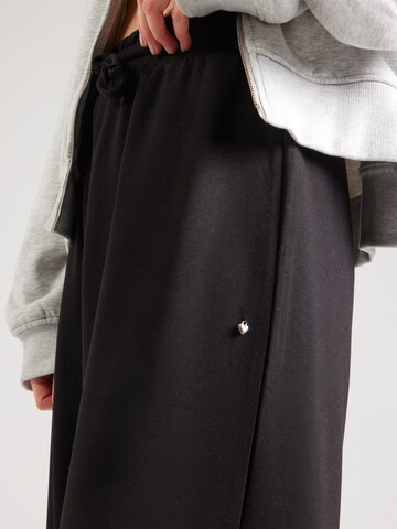 ONLY Wide Leg Housut värissä musta