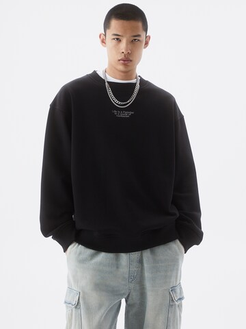 Pull&Bear Sweatshirt in Zwart: voorkant