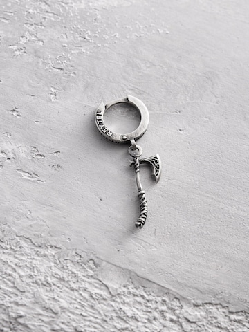REYTEL - Pendientes 'PERUNS AXE' en plata: frente