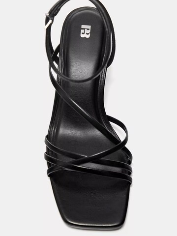 Sandales à lanières Pull&Bear en noir