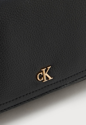 Calvin Klein Клатч в Черный