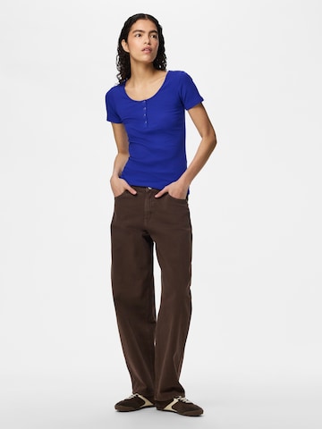 T-shirt 'PCKitte' PIECES en bleu