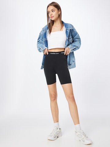 Calvin Klein Jeans Skinny Shorts 'INTARSIA' in Schwarz