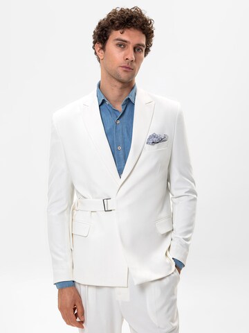 Antioch Regular fit Blazer in White: front