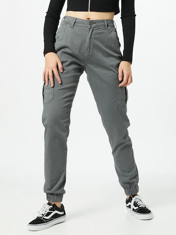 Effilé Pantalon cargo Urban Classics en gris