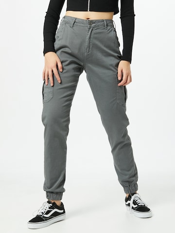 Urban Classics Tapered Cargo Pants in Grey