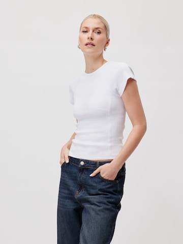 T-shirt 'Kora' LeGer by Lena Gercke en blanc : devant